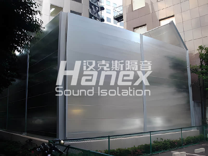 空調(diào)外機隔音墻外側(cè) 空調(diào)外機隔音墻外側(cè)